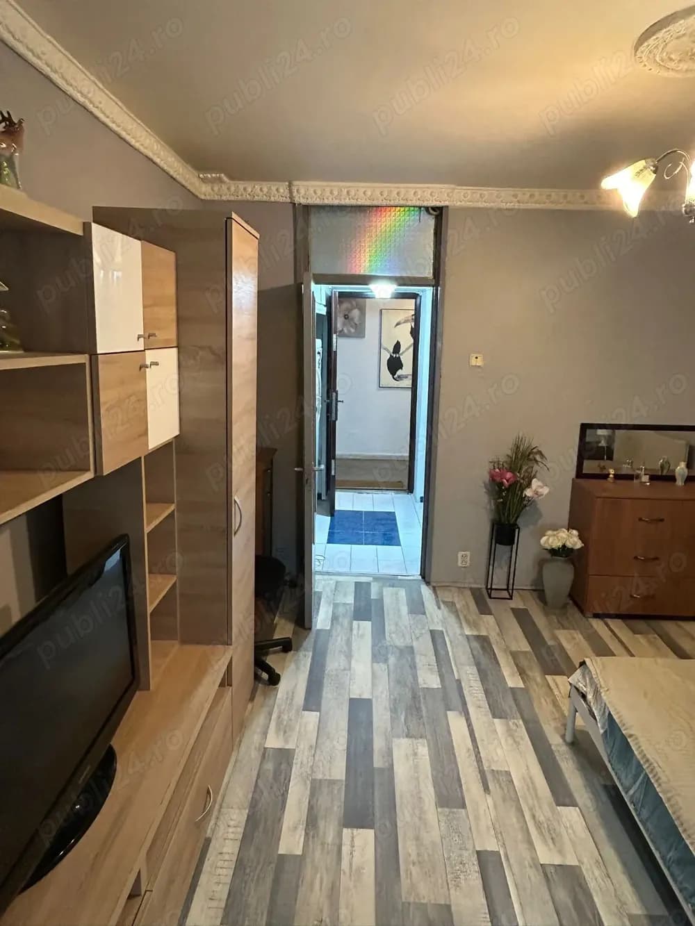 Închiriez garsoniera calea Vitan 231 (vis a vis de Auchan Vitan) - imagine 1