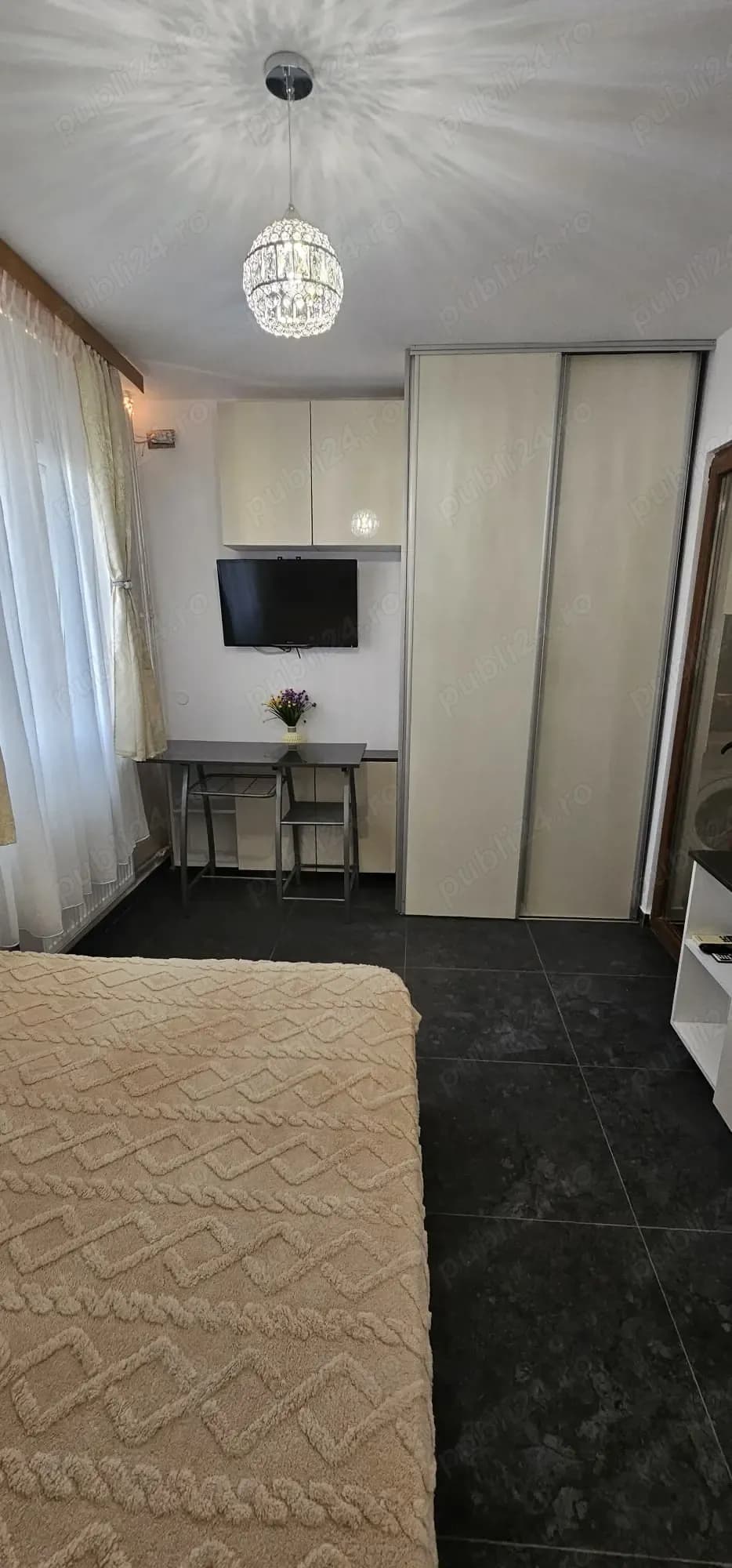 Garsoniera de închiriat în zona piata Alba Iulia, lângă bulevardul Unirii, garsoniera este renovata - imagine 1