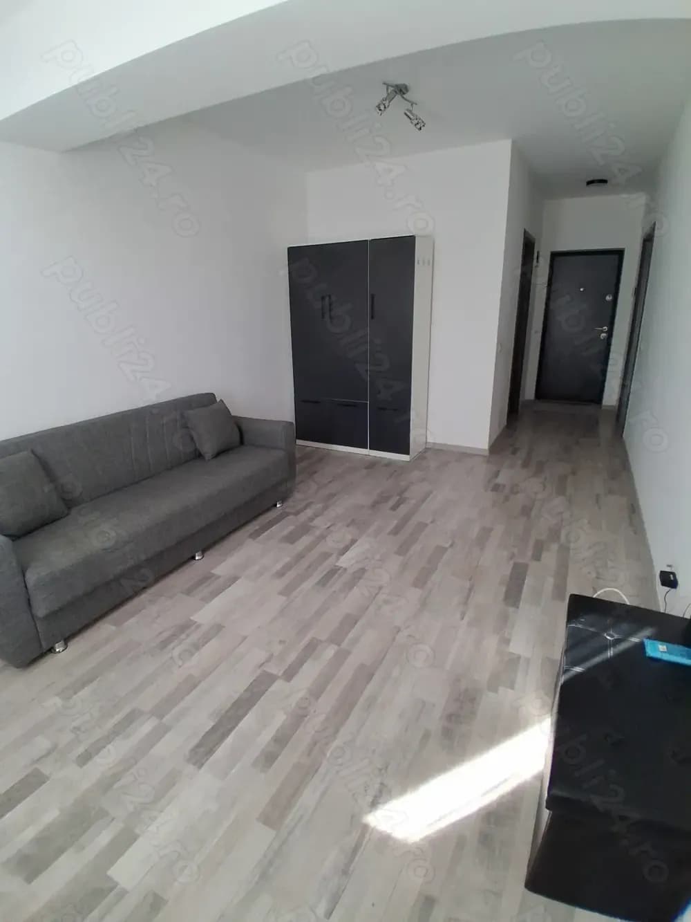 Inchiriez garsoniera Viva Residence Drumul Binelui-bloc 2024 - imagine 1