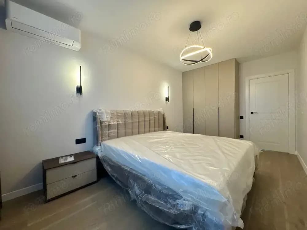 Garsoniera in zona Militari Residence - imagine 1