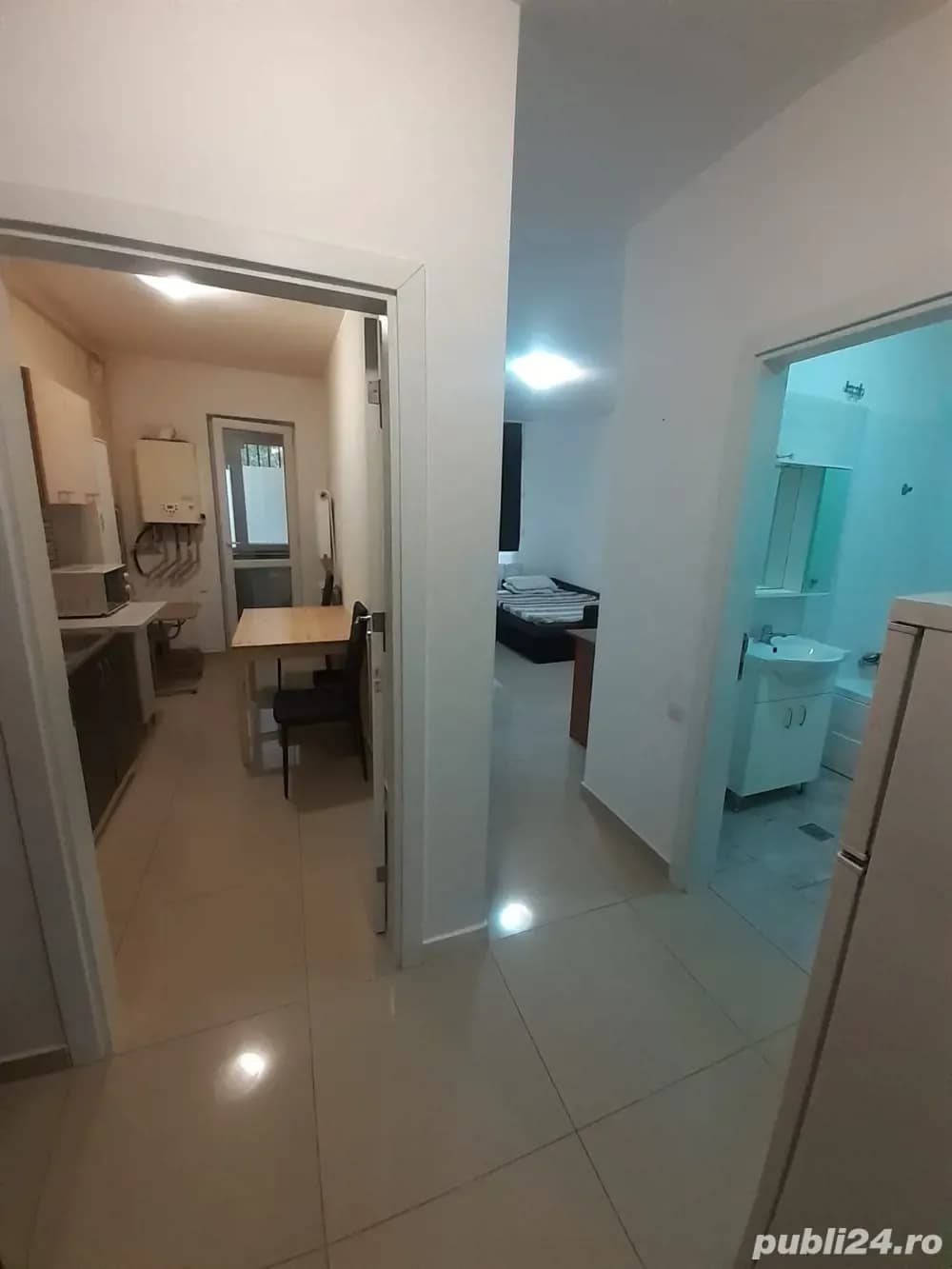 Garsoniera Militari Residence-Auchan - imagine 1