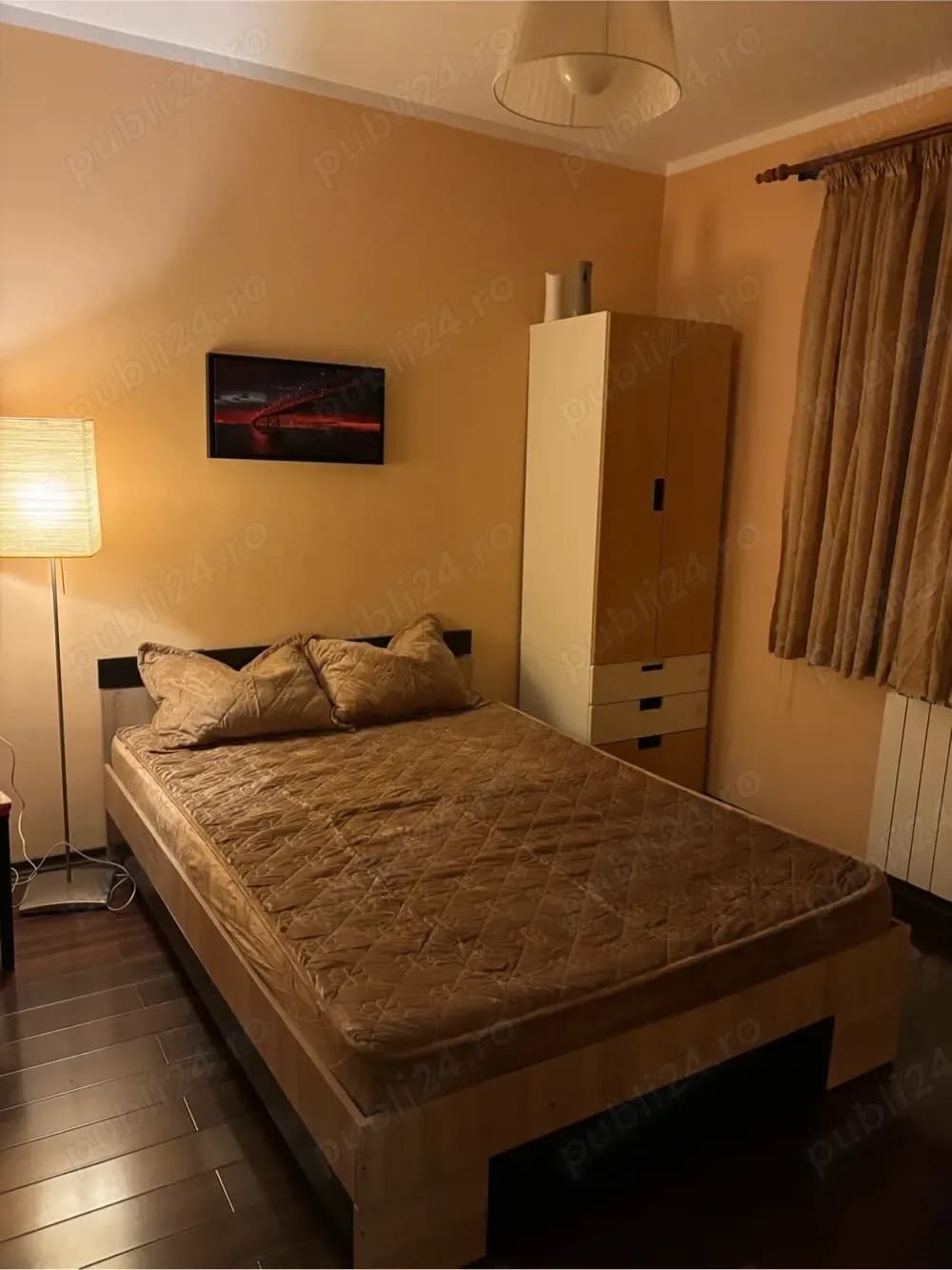 Apartament cu 3 camere si loc de parcare