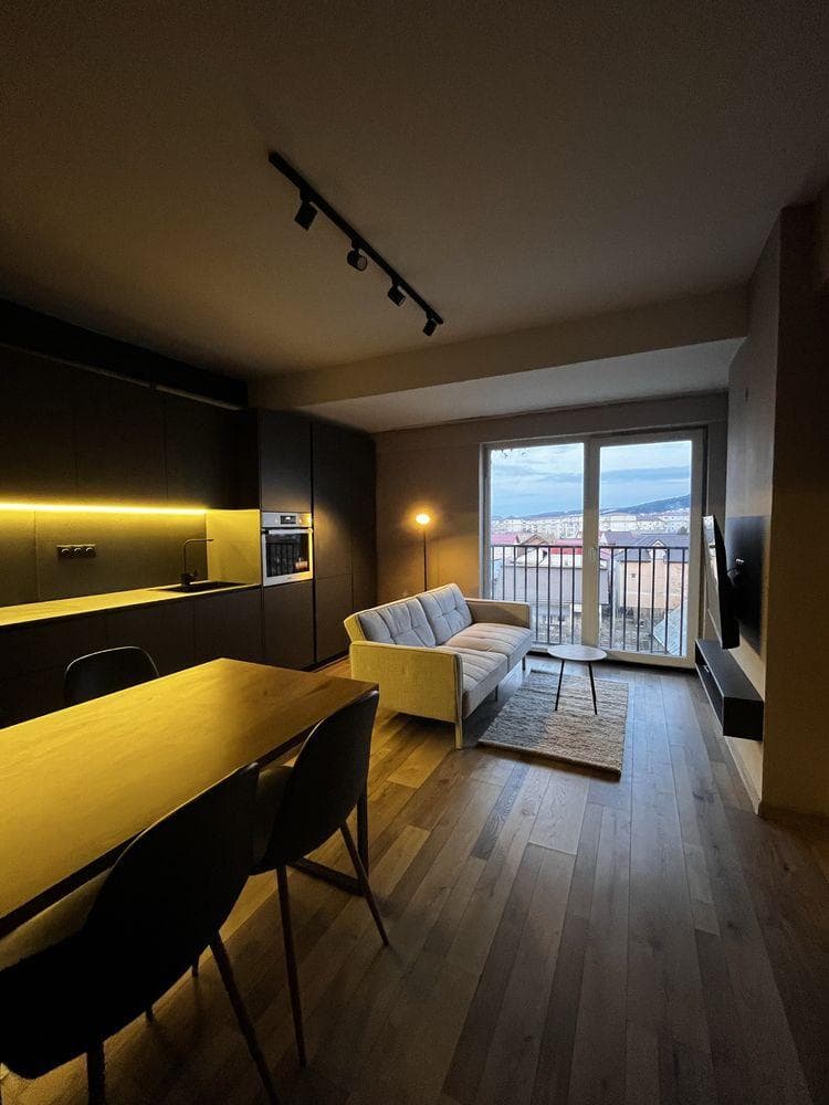 2 camere, semidecomandat, bloc nou, design deosebit - imagine 1