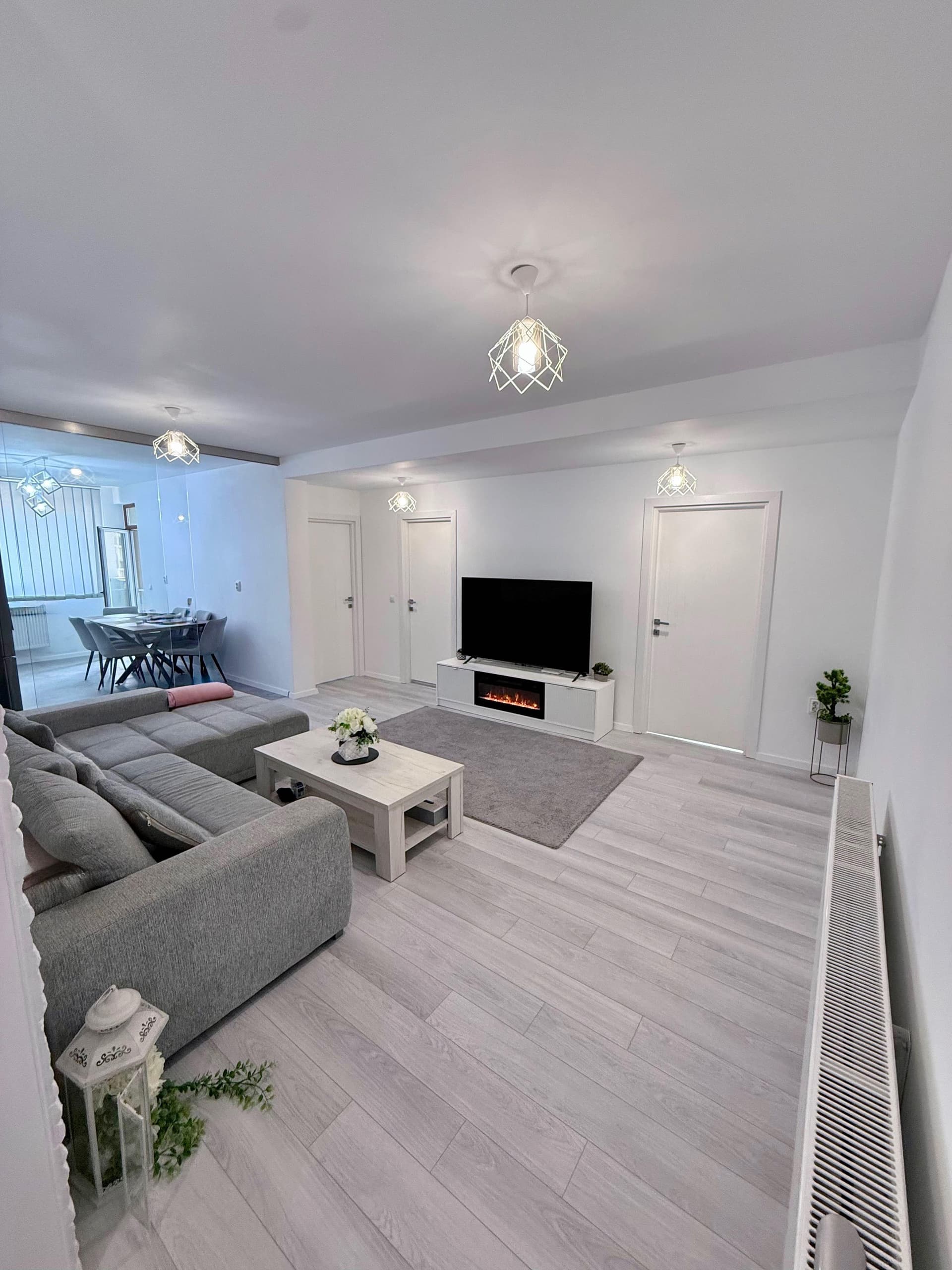 Apartament de vânzare -persoana fizica - imagine 1