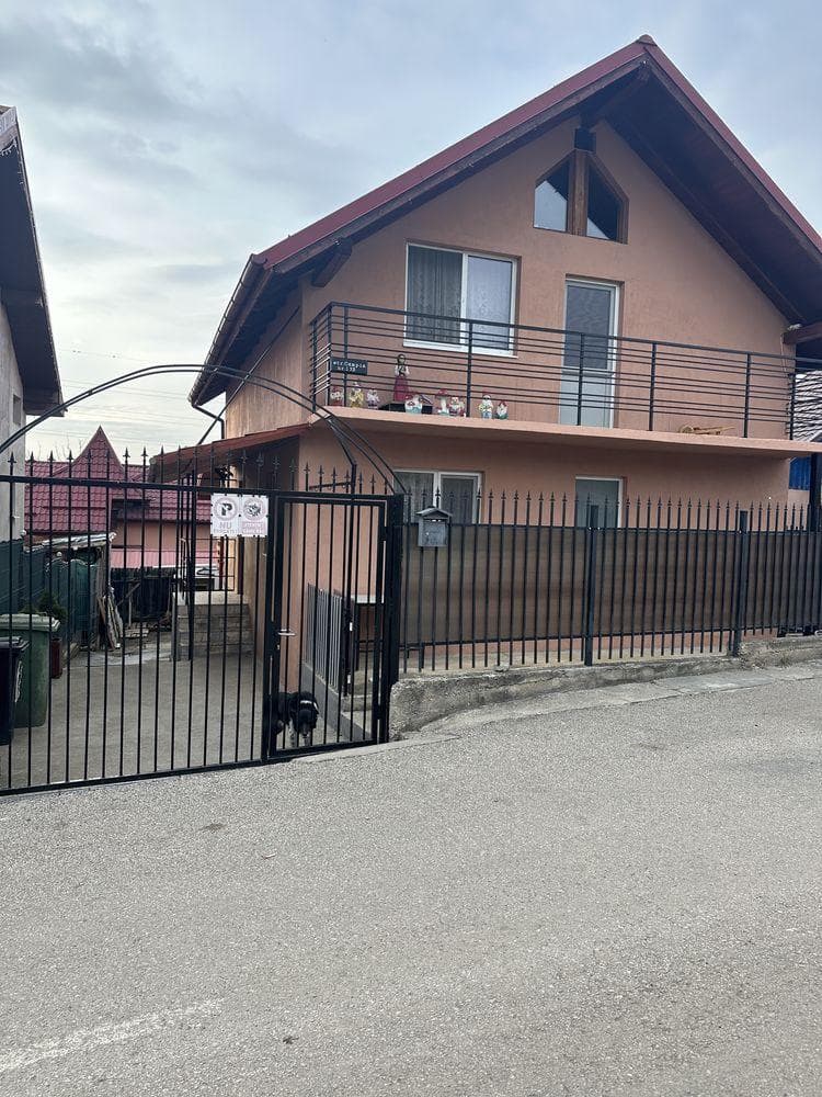 Casa de vanzare in localitatea Apahida, judetul Cluj - imagine 1