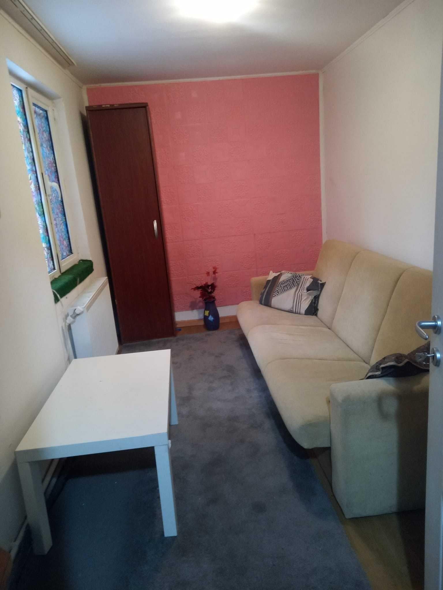 Proprietar închiriez apartament 2 camere curte Lizeanu Obor