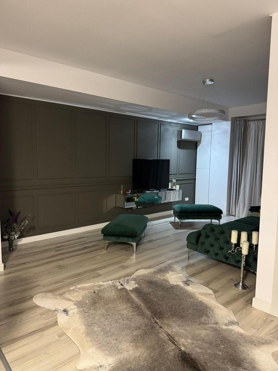 Proprietar Ap 2 cam Day Residence Dristor I metrou I parcare - imagine 1