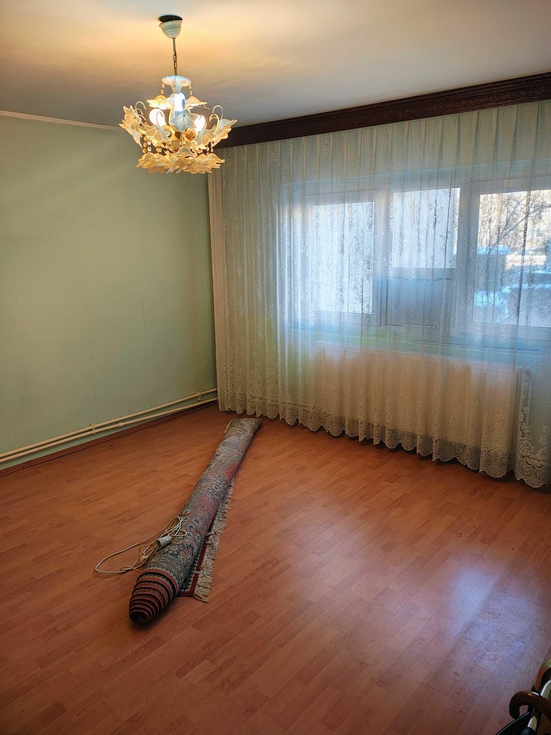 APARTAMENT 3 CAMERE sector 5, str Lt Ilie Campeanu nr 4 - imagine 1