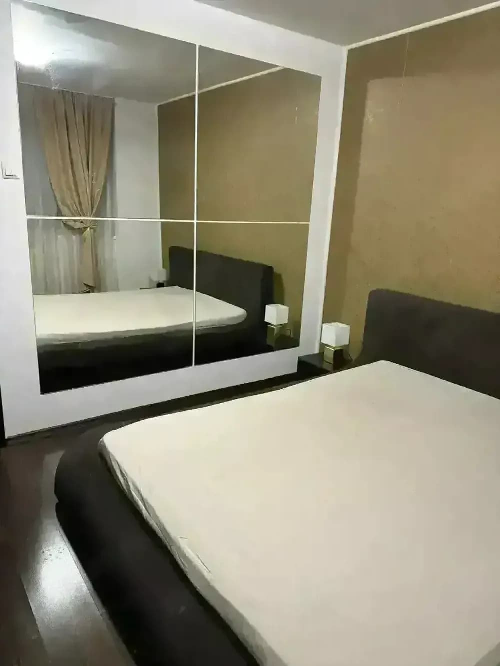 2 camere Titan - imagine 1