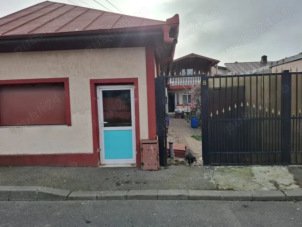 Casa curte de vanzare Sos Salaj - imagine 1