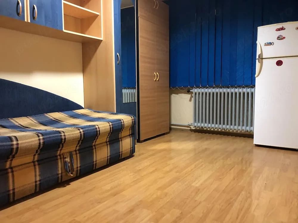 Vand garsoniera Drumul Taberei la metrou - imagine 1