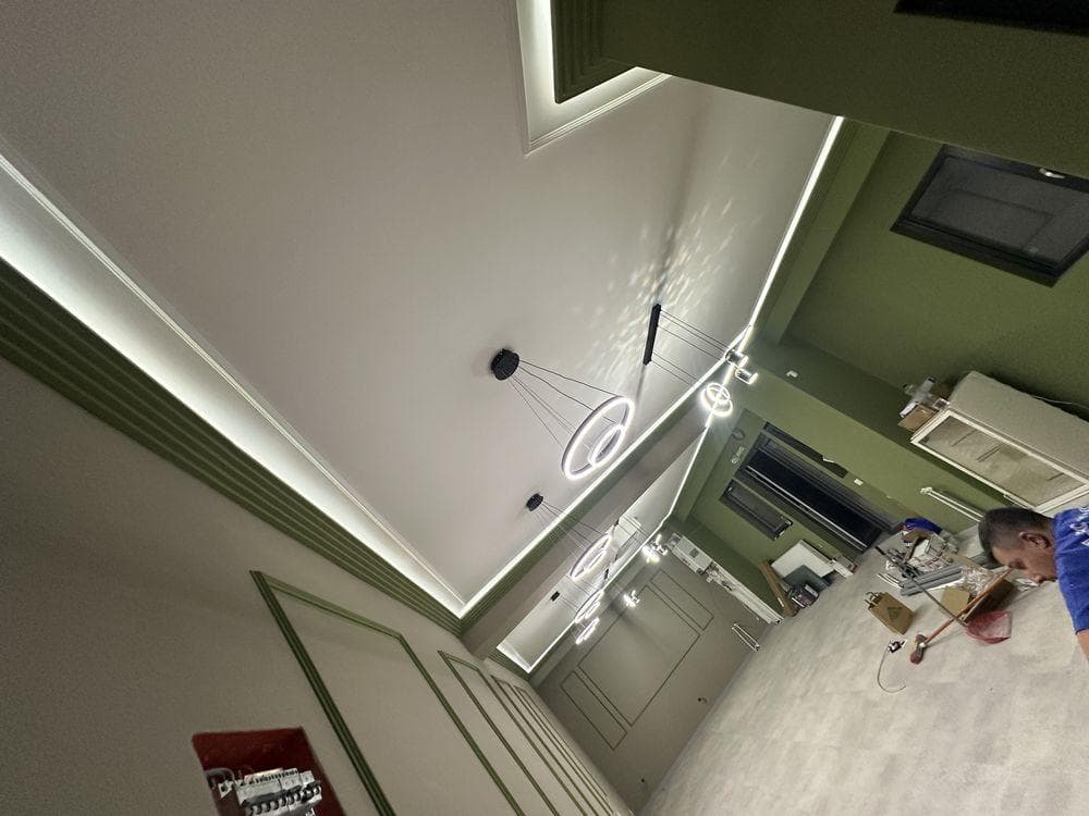 Spatiu comercial rovine bloc nou! - imagine 1