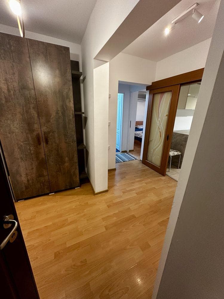 Inchiriez apartament Ploiesti Republicii - imagine 1