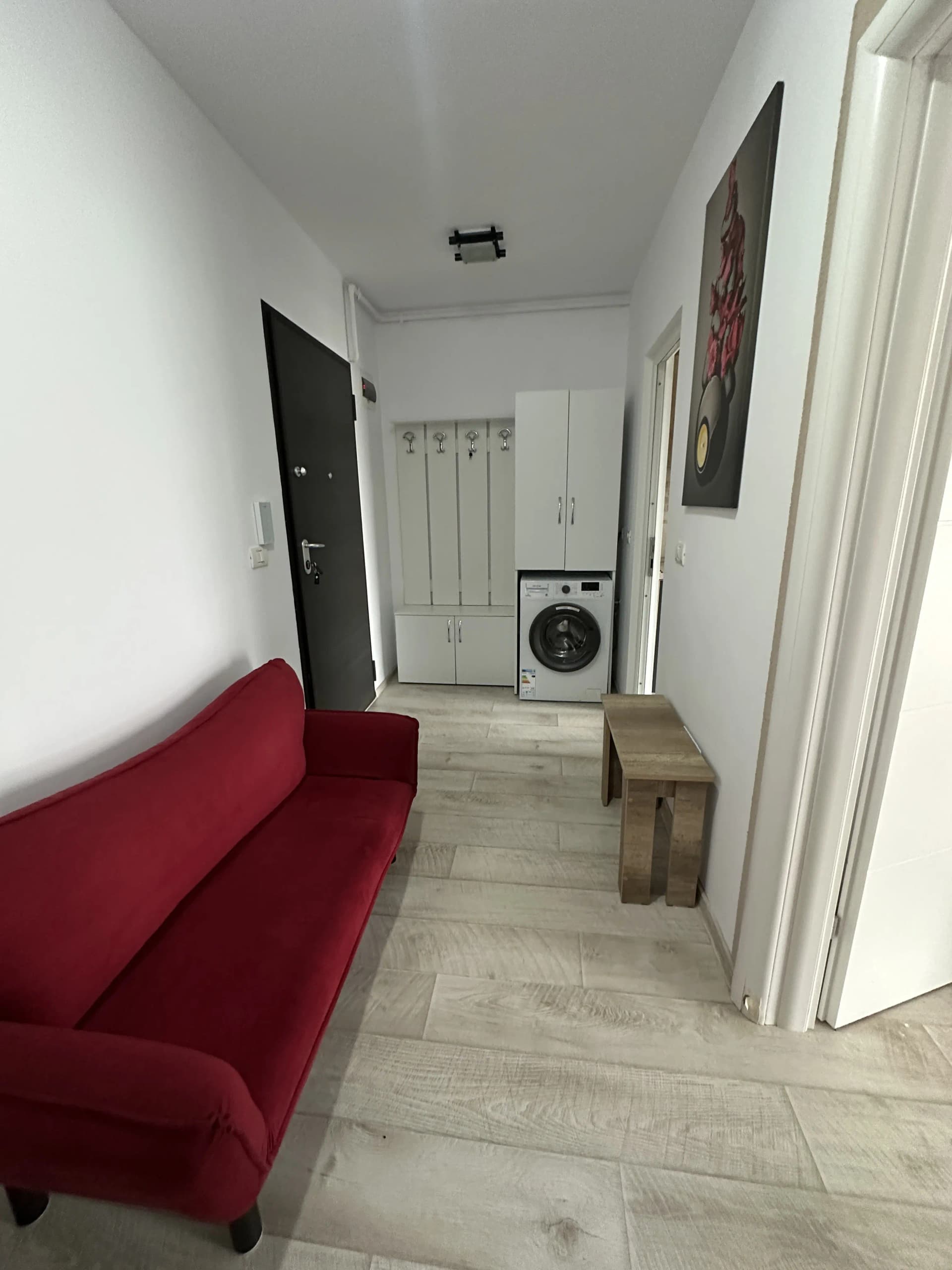 Inchiriez garsoniera Exigent faza 2 - imagine 1