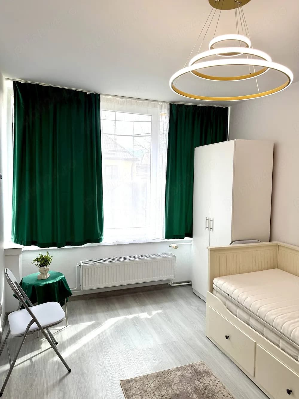 Proprietar închiriez garsonieră 28mp în Astra