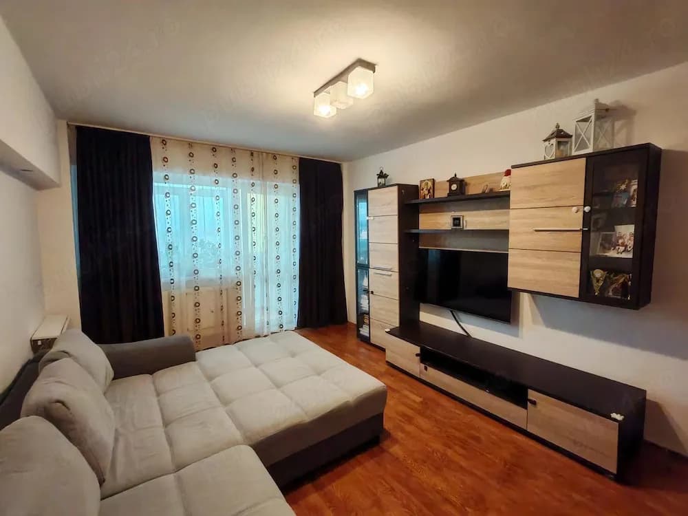 Vand apartament in zona Democratiei Ploiesti
