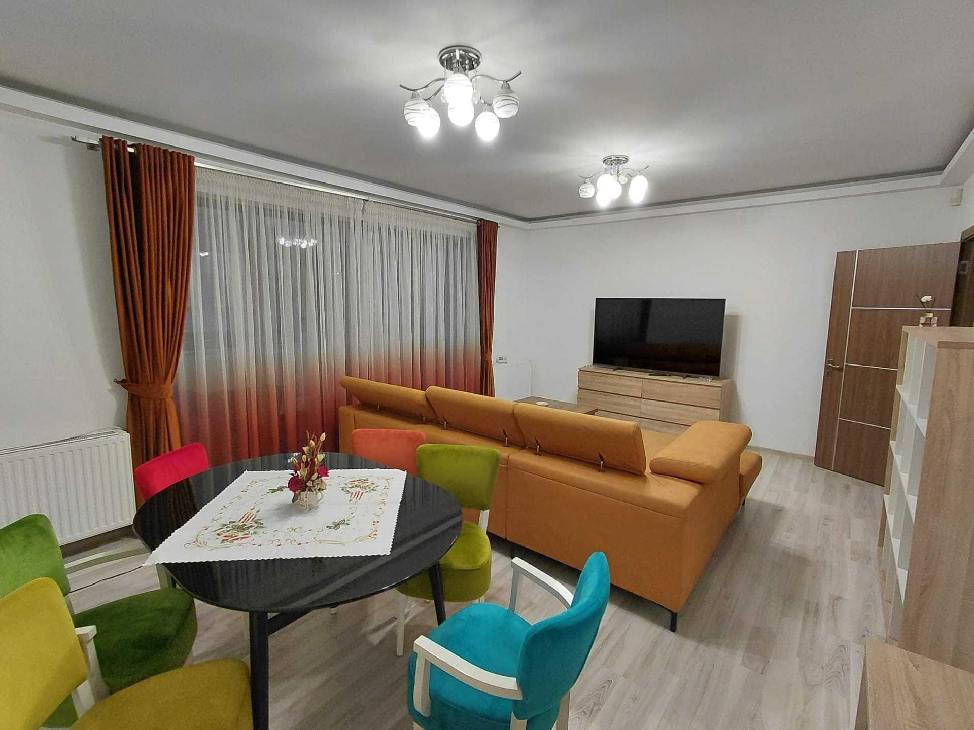 Închiriere Apartament 3 camere cu parcare subterană ISARAN - imagine 1