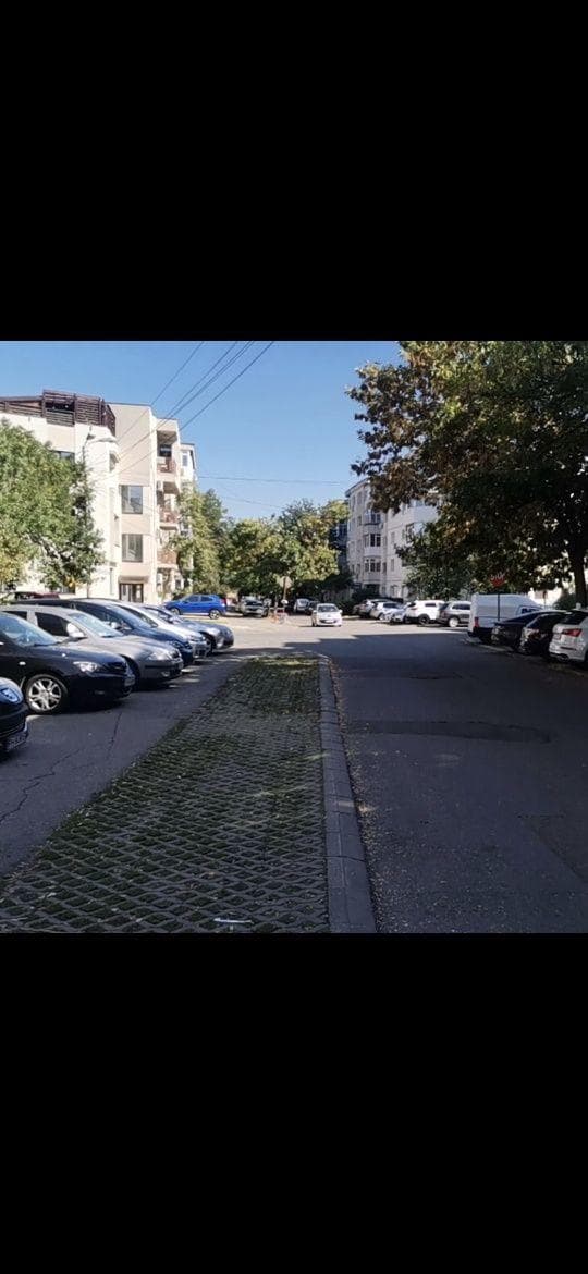 Apartament cu 3 camere decomandat, Str Cristianul, Ploiesti, intabulat - imagine 1