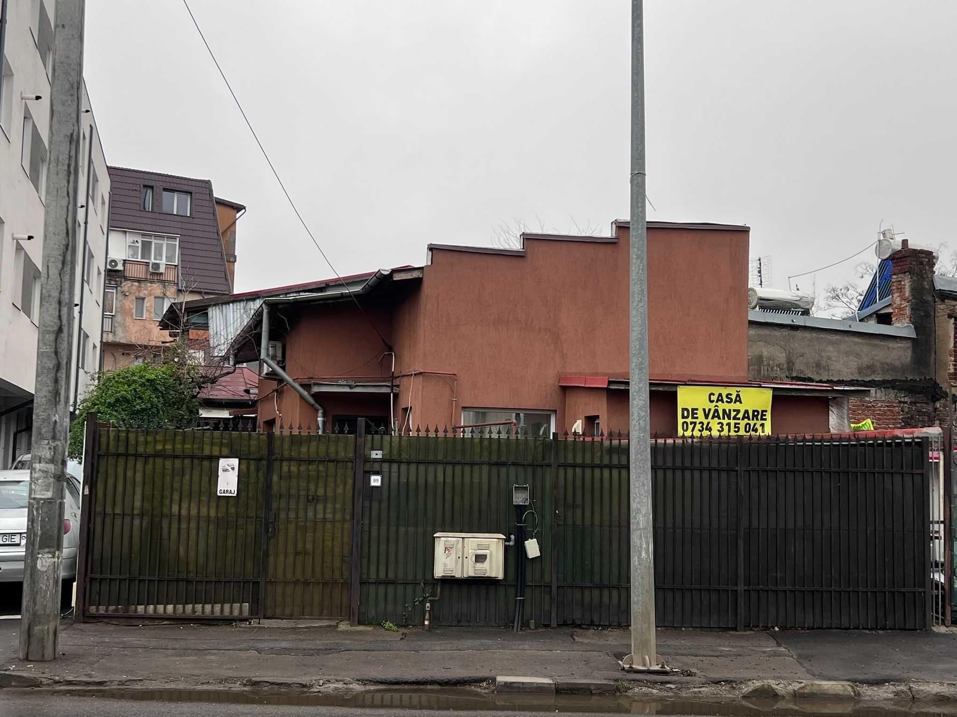 Casa de vanzare - Str Toporasi, sect 5 - imagine 1