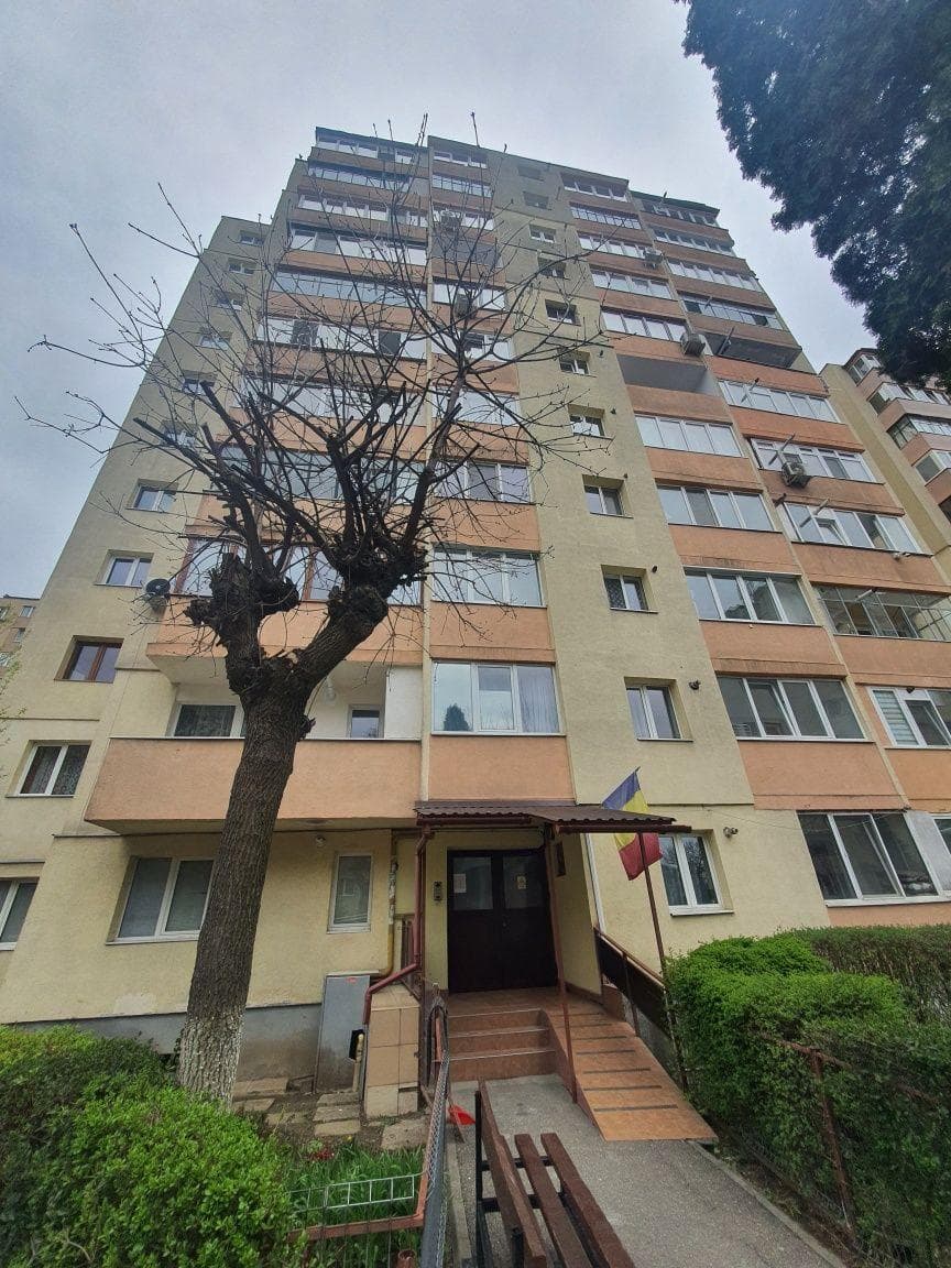 PF vând apartament 2 camere decomandate în Manastur - imagine 1