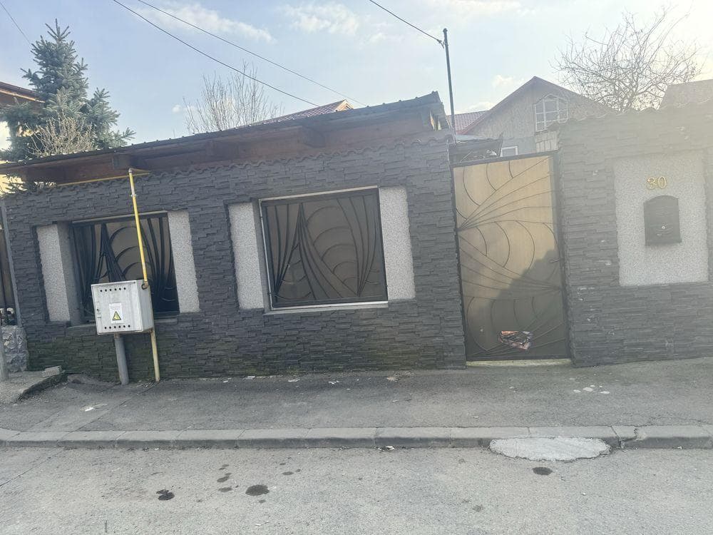 Casa de vanzare OPORTUNITATE - imagine 1