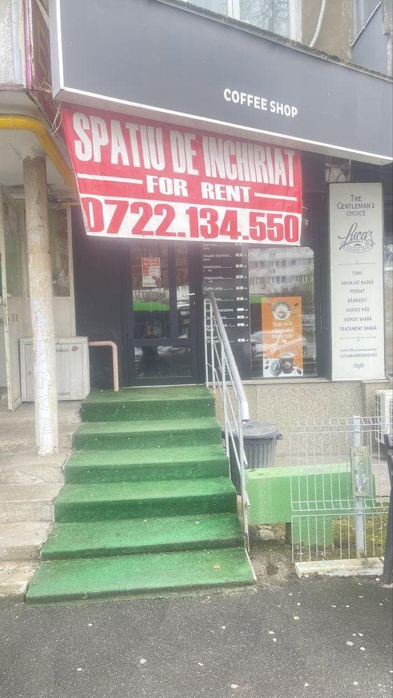 Inchiriez spatiu - imagine 1