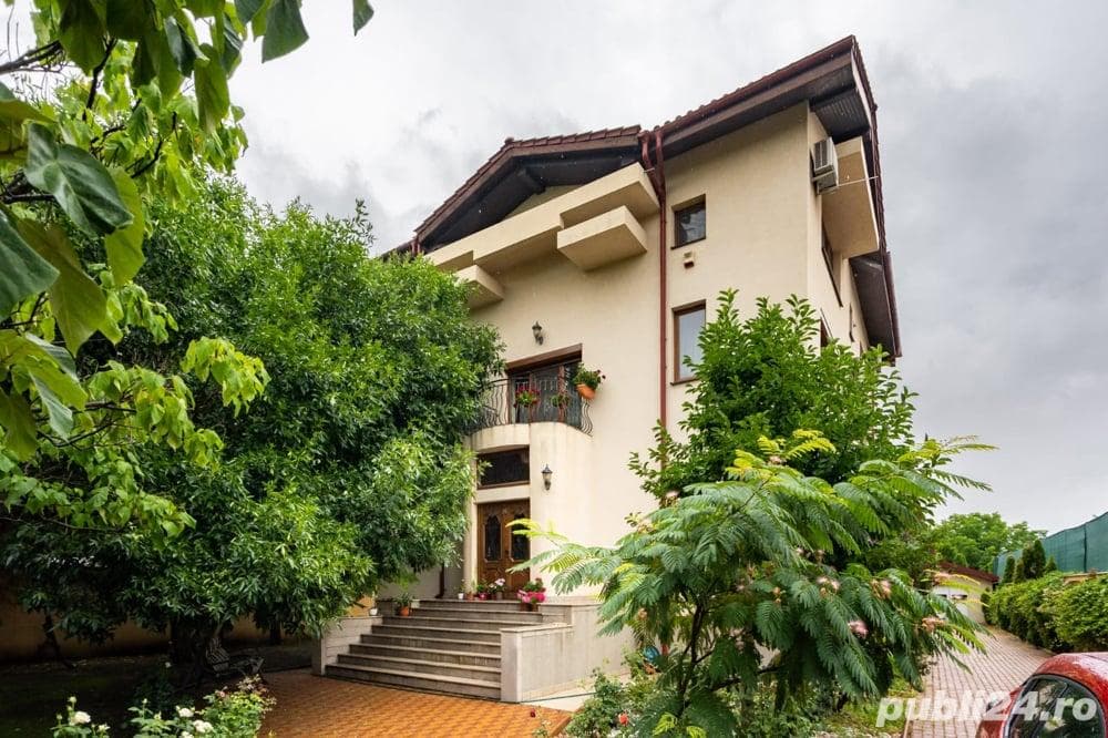 Vand vila Bucurestii noi