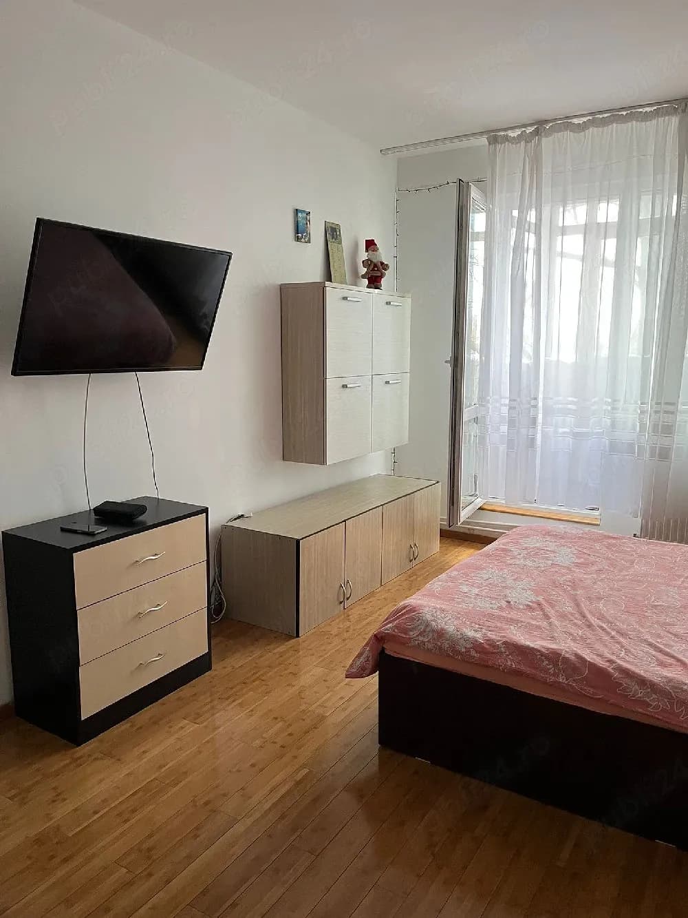 inchiriez garsoniera - imagine 1