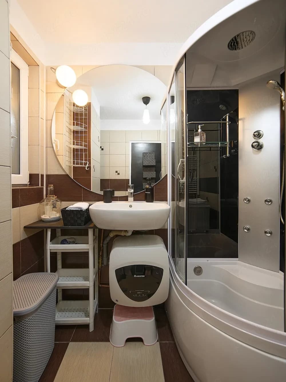 Închiriez apartament eroii revolutiei - imagine 1