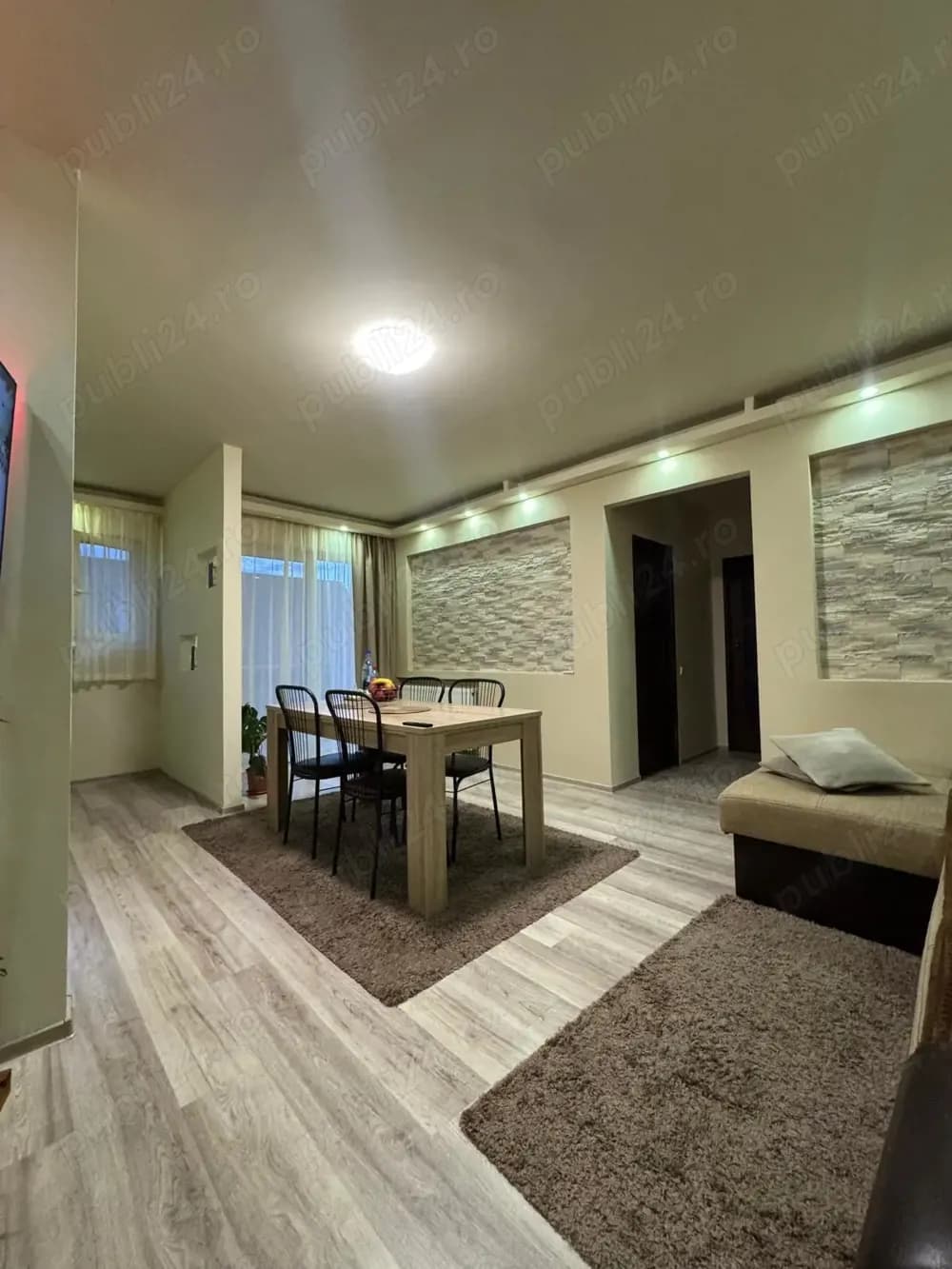 Vând apartament cu 3 camere în Florești, Cluj
