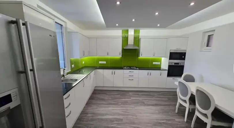 Casă spațioasă 5 dormioare, 3 bai, 191mp - imagine 1