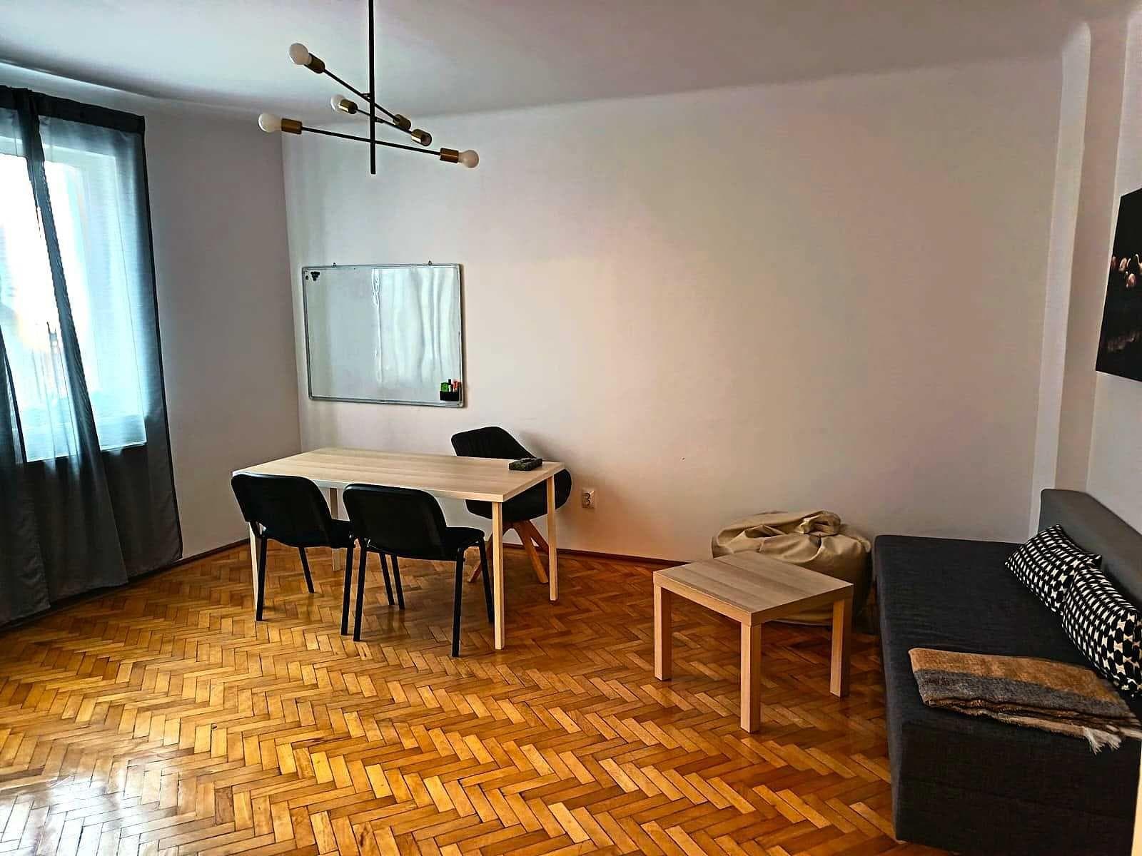 Apartament 2 camere - centru Targu Mures - investitie sau de locuit