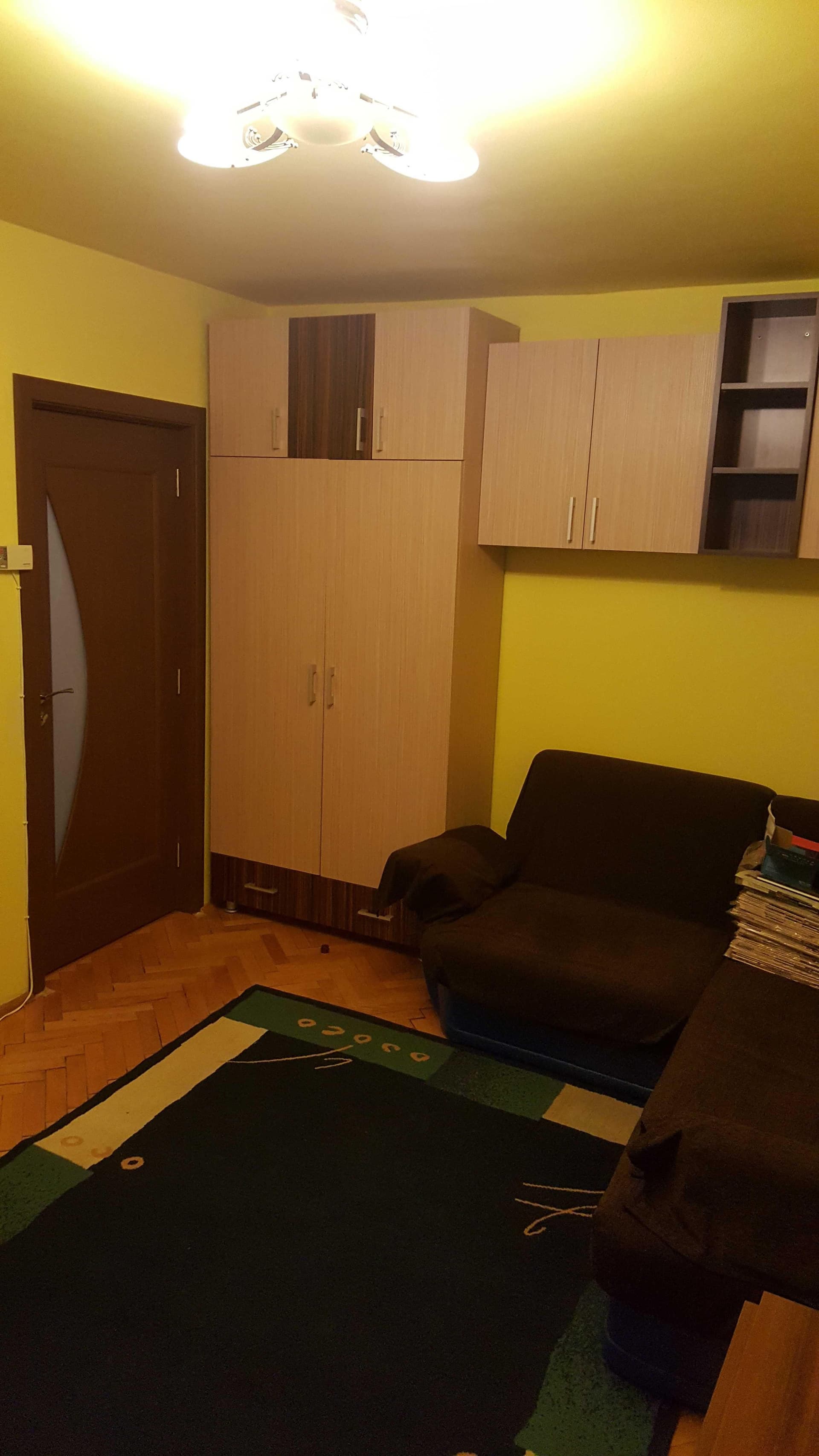 Închiriez apartament 2 camere, confort 1,etaj 1,decomandat,Tudor - imagine 1
