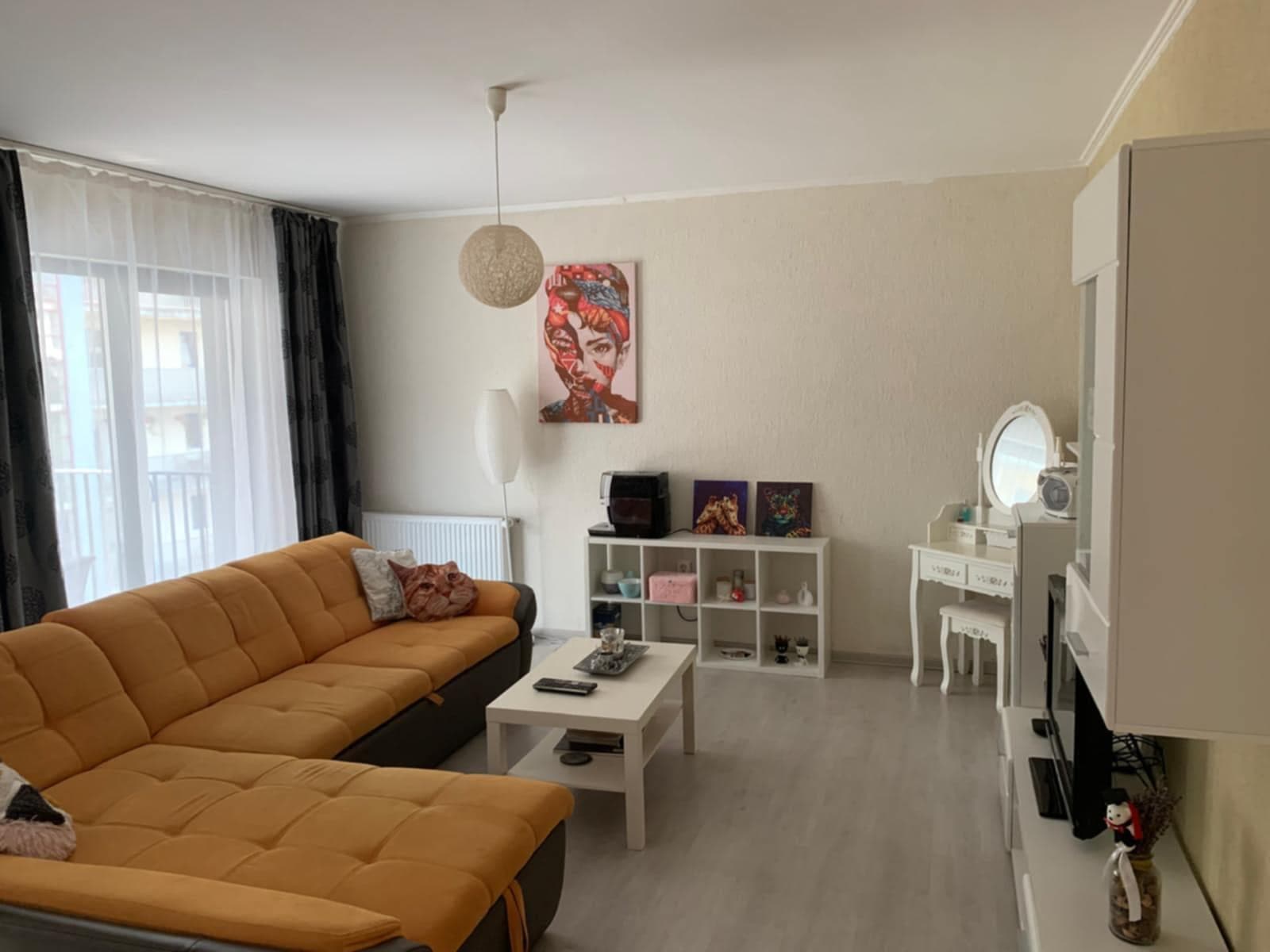 ÎNCHIRIEZ APARTAMENT 2 CAMERE - imagine 1