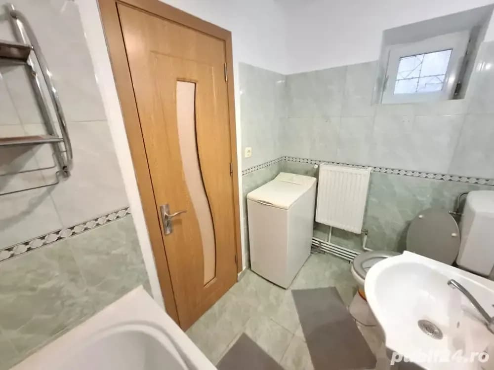 Garsoniera pe b-dul Iuliu Maniu, la casă, de vânzare.